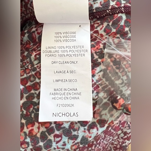 New NICHOLAS Devan gathered snake-print crepe mini dress in Burgundy Sz 4 - Picture 11 of 11